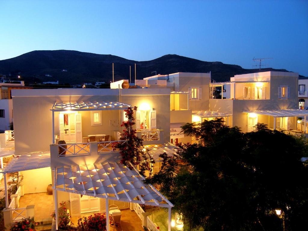 Emilia Luxury Apartments Mégas Yialós-Nítes Exteriör bild