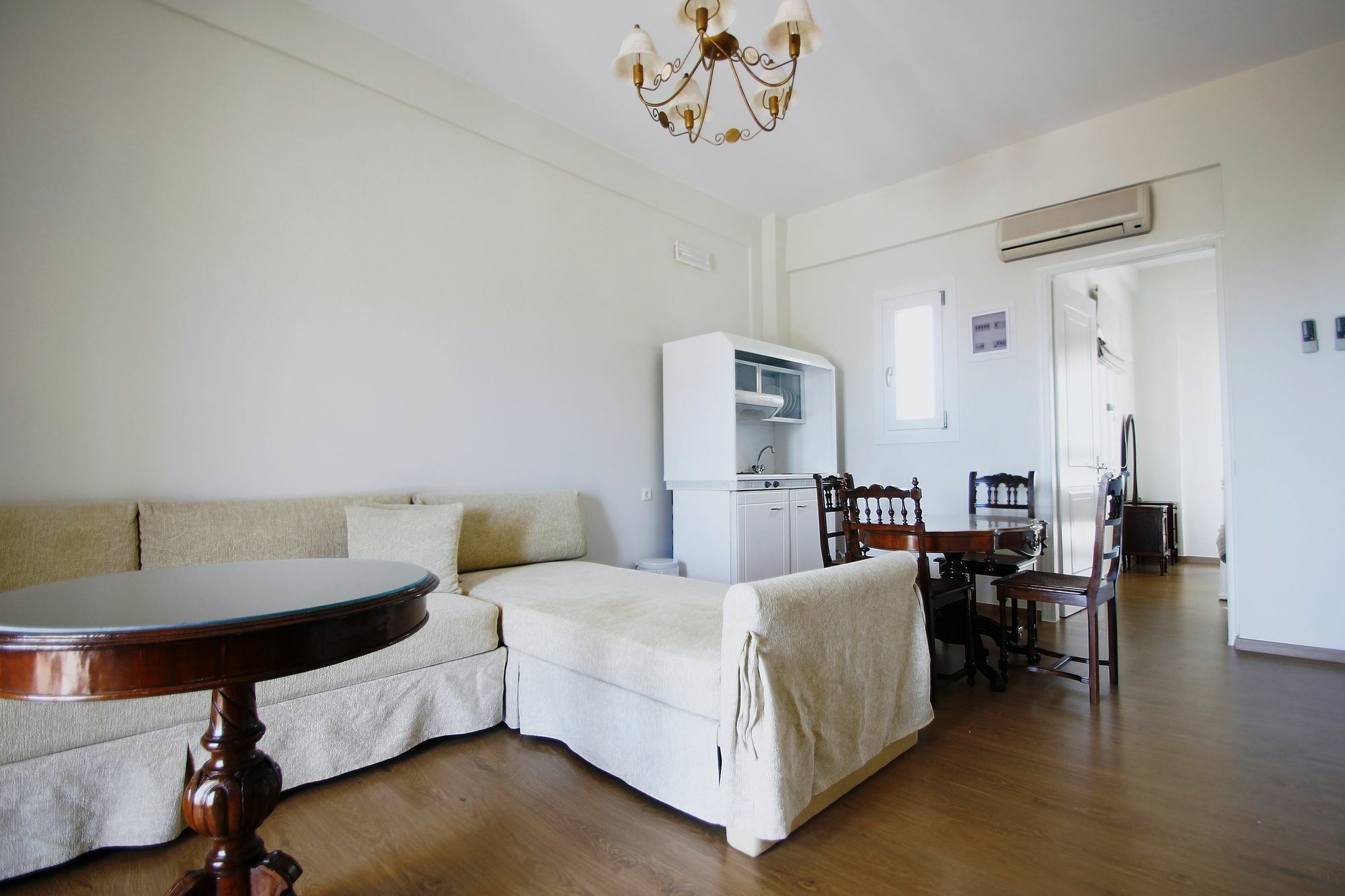 Emilia Luxury Apartments Mégas Yialós-Nítes Exteriör bild